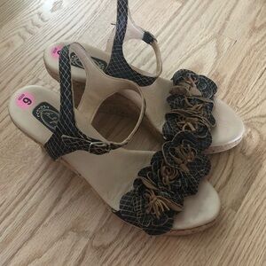 Salpy Floral Cork Wedge Sandals 9 Black Tan Women’s Open Toe Shoes